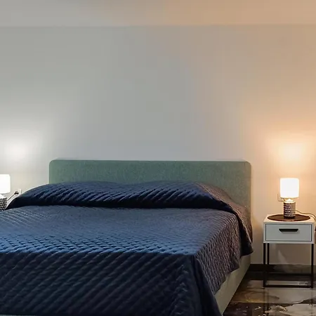1 Bedroom Gorgeous In זאדאר